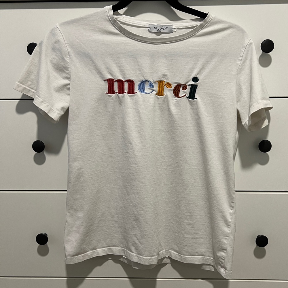 Emi-Jo Paris Girls Colorful Merci Embroidered White T-Shirt, Size: Small